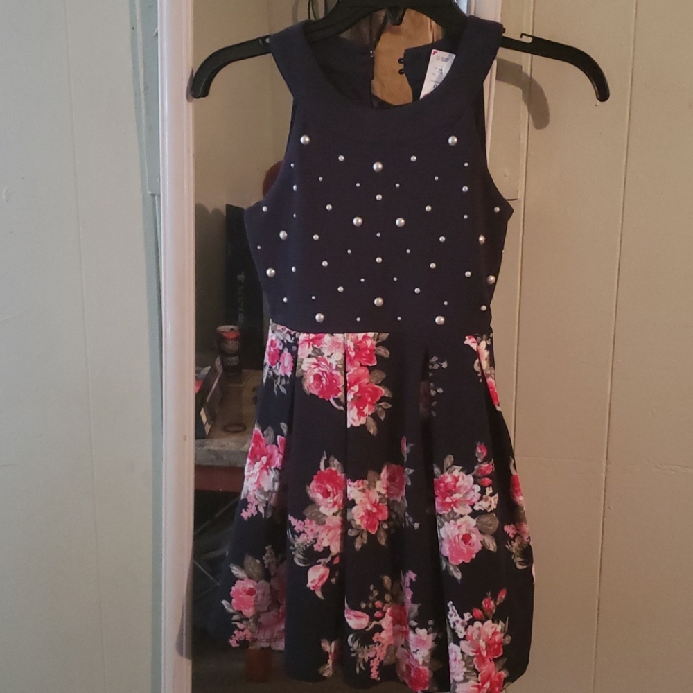 Dress Size 7
